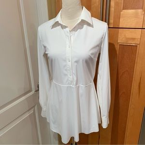 LYSSÉ. New York. Long sleeve White Shirt. Size XS.